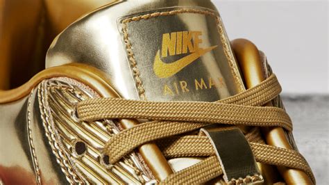 nike fc pet goud|Gold Nikes Sneakers .